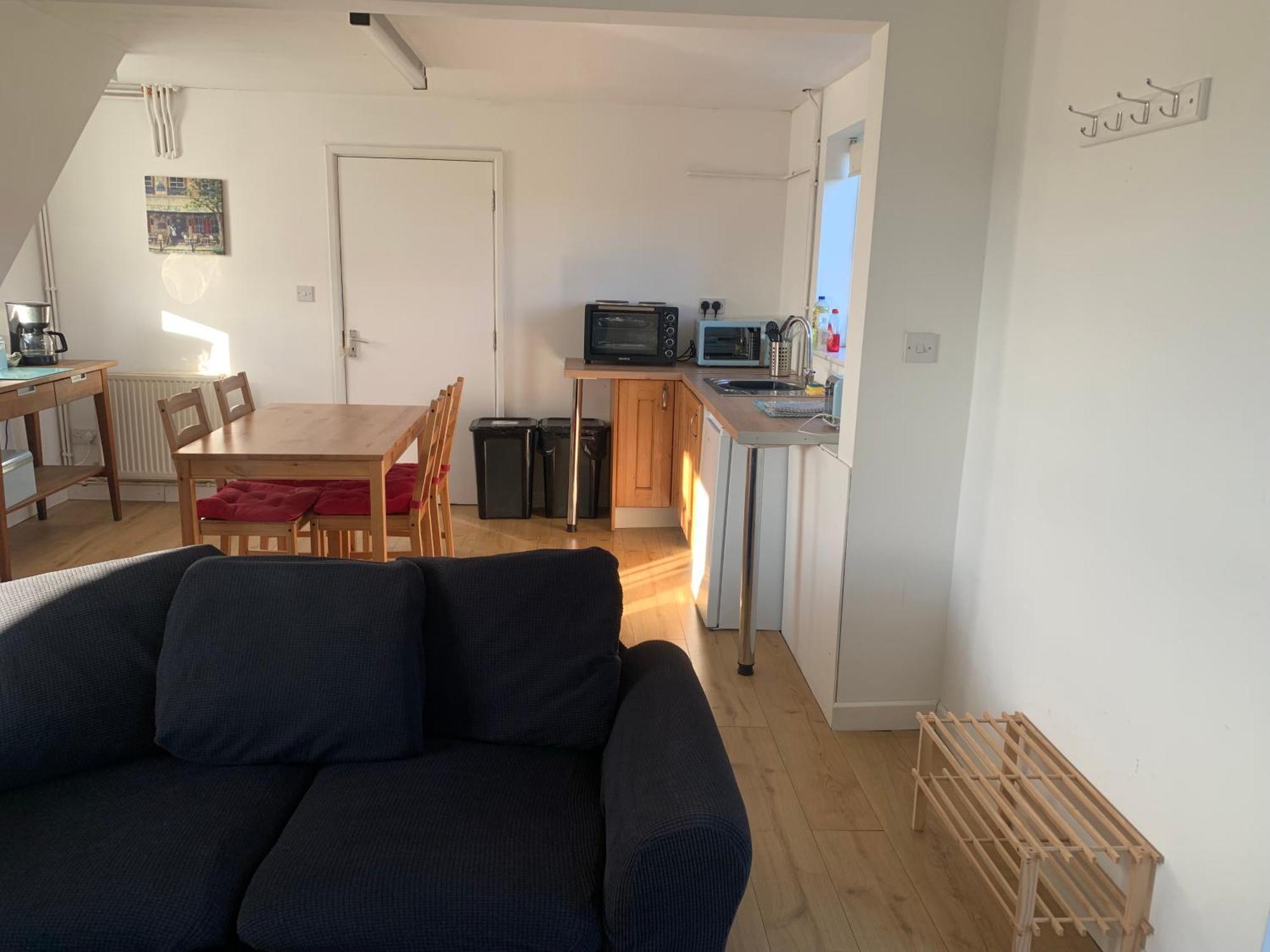1 Bedroom Annex, Private Bathroom, Peaceful Area Claypits Esterno foto